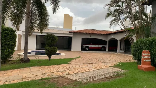 Imóvel Comercial com 6 Quartos para alugar, 600m² no Cidade Alta, Cuiabá