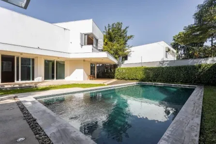 Casa com 4 Quartos à venda, 650m² no Jardim Luzitânia, São Paulo