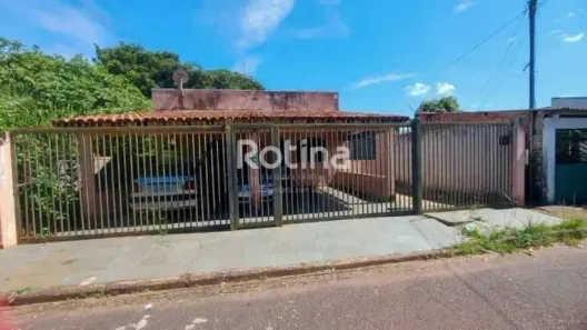 Casa com 3 Quartos à venda, 172m² no Taiaman, Uberlândia