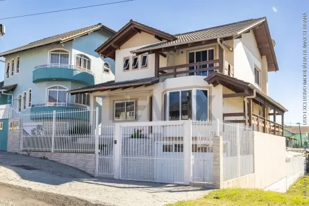 Casa com 2 Quartos à venda, 330m² no Frei Rogério, Lages