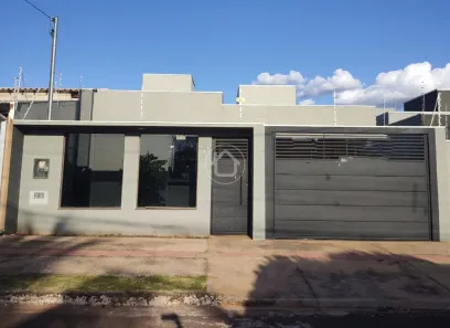 Casa com 3 Quartos à venda, 131m² no Panamá, Campo Grande
