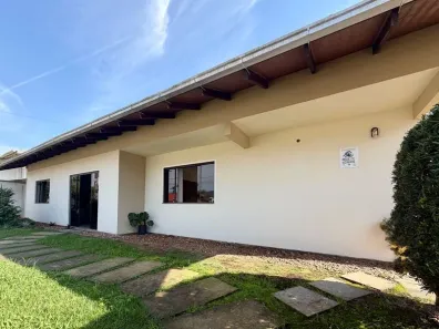 com 5 Quartos à venda, 430m² no Estados, Indaial