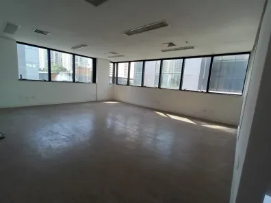 Sala Comercial para alugar, 50m² no Indianópolis, São Paulo