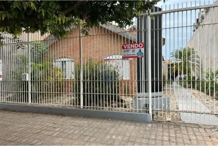 Imóvel Comercial à venda, 220m² no Centro, Rondonópolis
