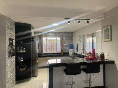 Casa com 3 Quartos à venda, 352m² no Itapecirica, Taubaté