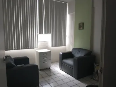 Sala Comercial com 3 Quartos para alugar, 35m² no Boa Vista, Recife