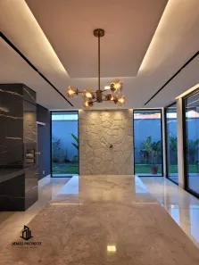 Casa com 5 Quartos à venda, 360m² no Moinho dos Ventos, Goiânia