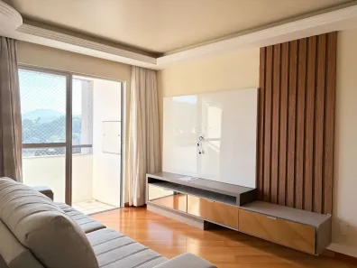 Apartamento com 3 Quartos para alugar, 94m² no Água Verde, Blumenau