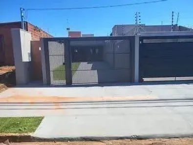 Casa com 2 Quartos à venda, 73m² no Jardim Montevidéu, Campo Grande