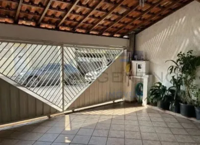 Casa com 2 Quartos à venda, 80m² no Vila Lavínia, Mogi das Cruzes