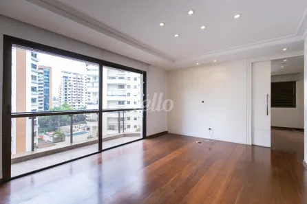 Apartamento com 3 Quartos para alugar, 191m² no Vila Gomes Cardim, São Paulo