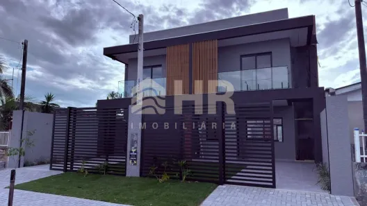 Sobrado com 3 Quartos à venda, 117m² no Tingui, Curitiba