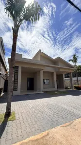 Casa com 3 Quartos para alugar, 250m² no Ribeirão do Lipa, Cuiabá