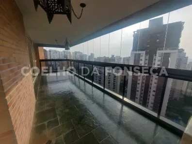 Apartamento com 3 Quartos à venda, 247m² no Vila Suzana, São Paulo