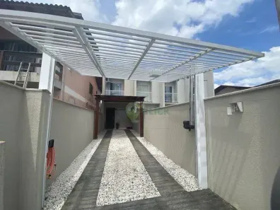 Casa com 3 Quartos à venda, 75m² no Vila Nova, Joinville