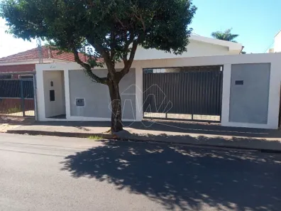 Casa com 3 Quartos à venda, 139m² no Jardim do Carmo, Araraquara