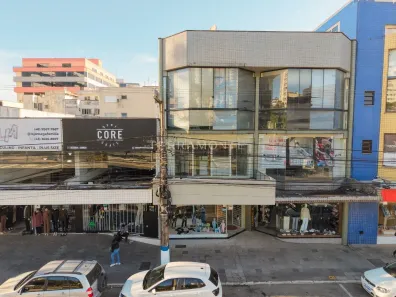Sala Comercial para alugar, 380m² no Centro, Tubarão