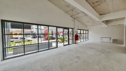 Ponto Comercial para alugar, 390m² no Campo Belo, São Paulo