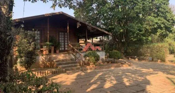 Fazenda/Sítio com 6 Quartos à venda, 350m² no Chácara Lucília, Americana