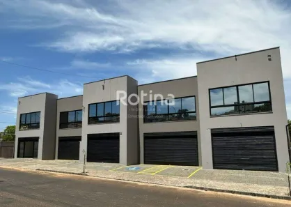 Ponto Comercial para alugar, 75m² no Vigilato Pereira, Uberlândia