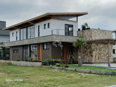 Casa de Condomínio com 3 Quartos à venda, 301m² no , Imbituba