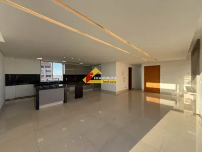 Cobertura com 4 Quartos para alugar, 260m² no Santo Antônio, Divinópolis