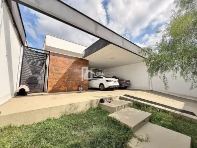 Casa com 3 Quartos à venda, 200m² no Trevo, Belo Horizonte