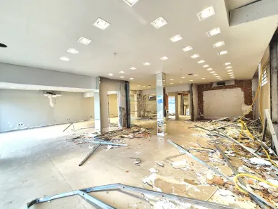 Ponto Comercial para alugar, 324m² no Jardim Irajá, Ribeirão Preto