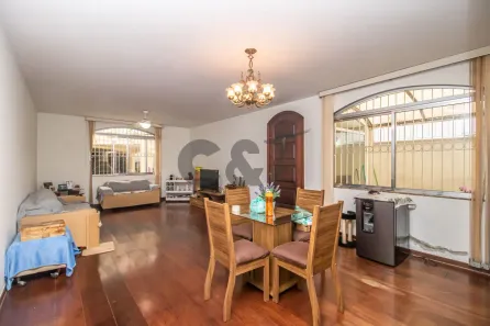 Casa com 2 Quartos à venda, 336m² no Chácara Santo Antônio (Zona Sul), São Paulo