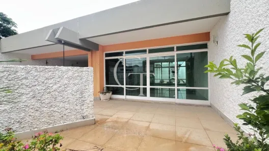 Casa com 2 Quartos para alugar, 639m² no Centro, Itu