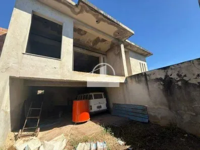 Casa com 3 Quartos à venda, 220m² no Flórida, Sete Lagoas