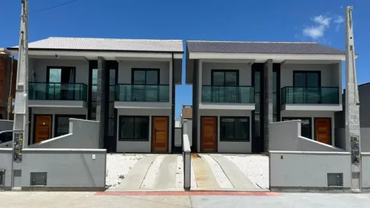 Sobrado com 2 Quartos à venda, 68m² no Bela Vista, Palhoça