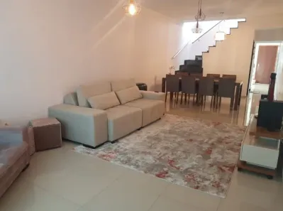 Sobrado com 3 Quartos à venda, 170m² no Vila Carrão, São Paulo