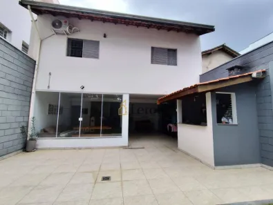 Casa com 3 Quartos à venda, 240m² no Rancho Grande, Itu