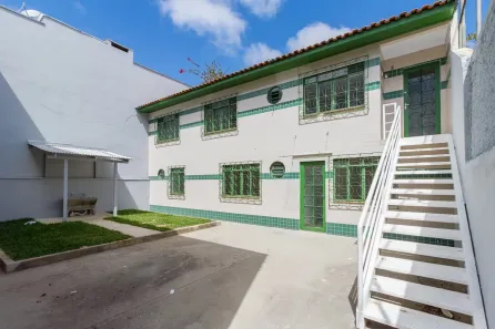 Apartamento com 2 Quartos para alugar, 55m² no Uberaba, Curitiba