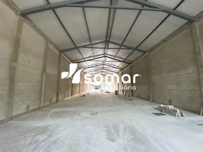 Galpão/Depósito/Armazém para alugar, 440m² no Centro, Divinópolis