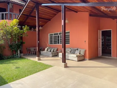 Casa com 4 Quartos à venda, 171m² no Enseada, Ubatuba