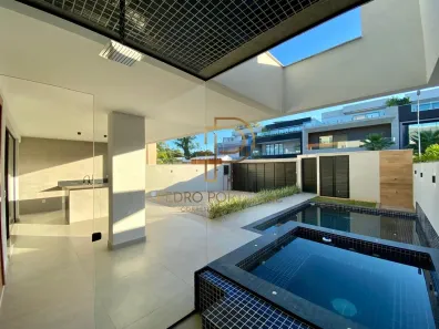 Casa de Condomínio com 4 Quartos à venda, 285m² no Recreio dos Bandeirantes, Rio de Janeiro