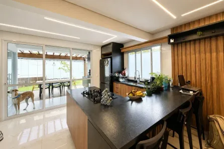 Casa com 3 Quartos à venda, 140m² no Campeche, Florianópolis