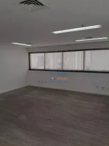 Sala Comercial à venda, 90m² no Vila Olímpia, São Paulo