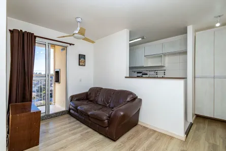 Apartamento com 2 Quartos à venda, 57m² no Guaíra, Curitiba