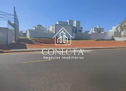 Lote/Terreno à venda, 500m² no Novo Mundo, Uberlândia