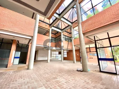 Prédio Comercial para alugar, 6013m² no Jardim Caravelas, São Paulo