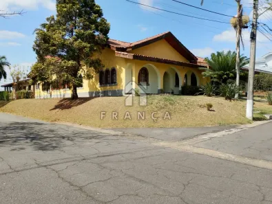 Casa de Condomínio com 5 Quartos para alugar, 435m² no Jardim Califórnia, Jacareí