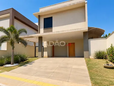 Casa de Condomínio com 4 Quartos à venda, 165m² no Jardins Barcelona, Senador Canedo
