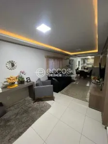 Casa com 3 Quartos à venda, 230m² no Chácaras Tubalina e Quartel, Uberlândia