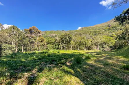 Lote/Terreno à venda, 4260m² no Araras, Petrópolis