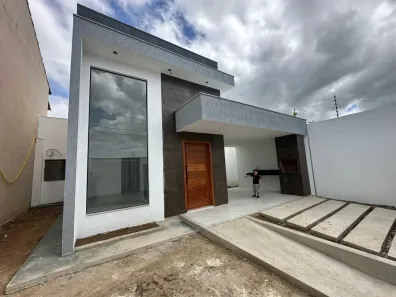 Casa com 3 Quartos à venda, 115m² no Planície da Serra, Serra