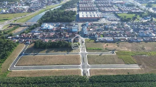 Lote/Terreno à venda, 300m² no Centenário, Jaraguá do Sul