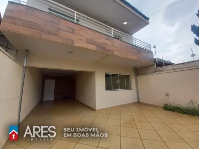 Casa com 3 Quartos à venda, 262m² no Parque Novo Mundo, Americana